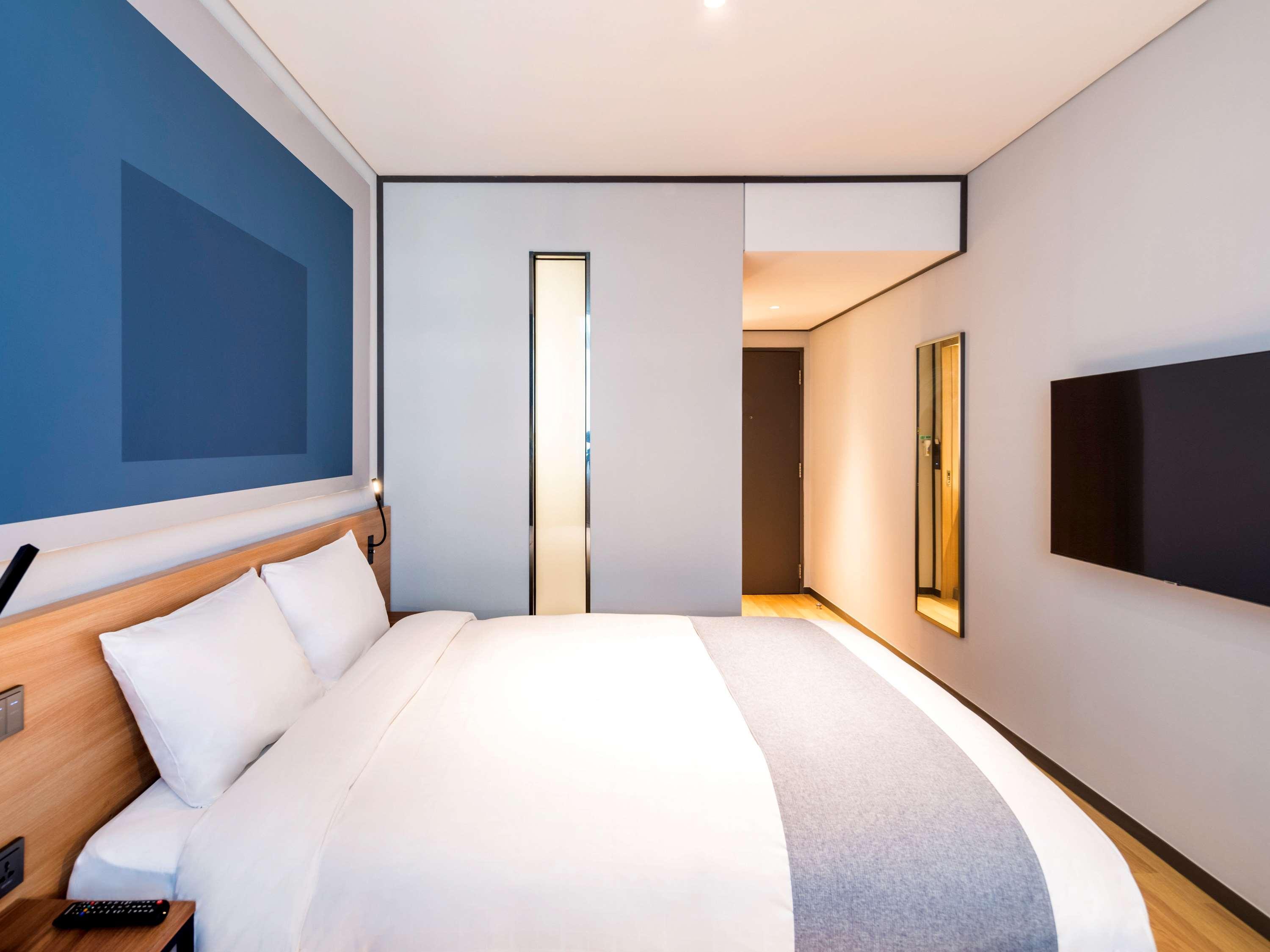 Hotel Ibis Ambassador Suwon Extérieur photo