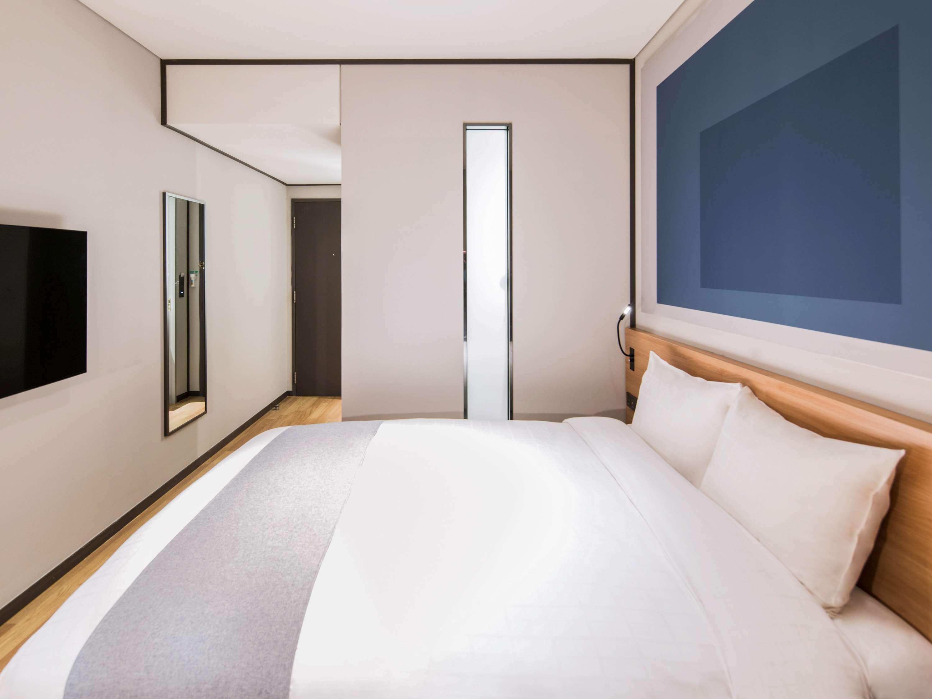 Hotel Ibis Ambassador Suwon Extérieur photo