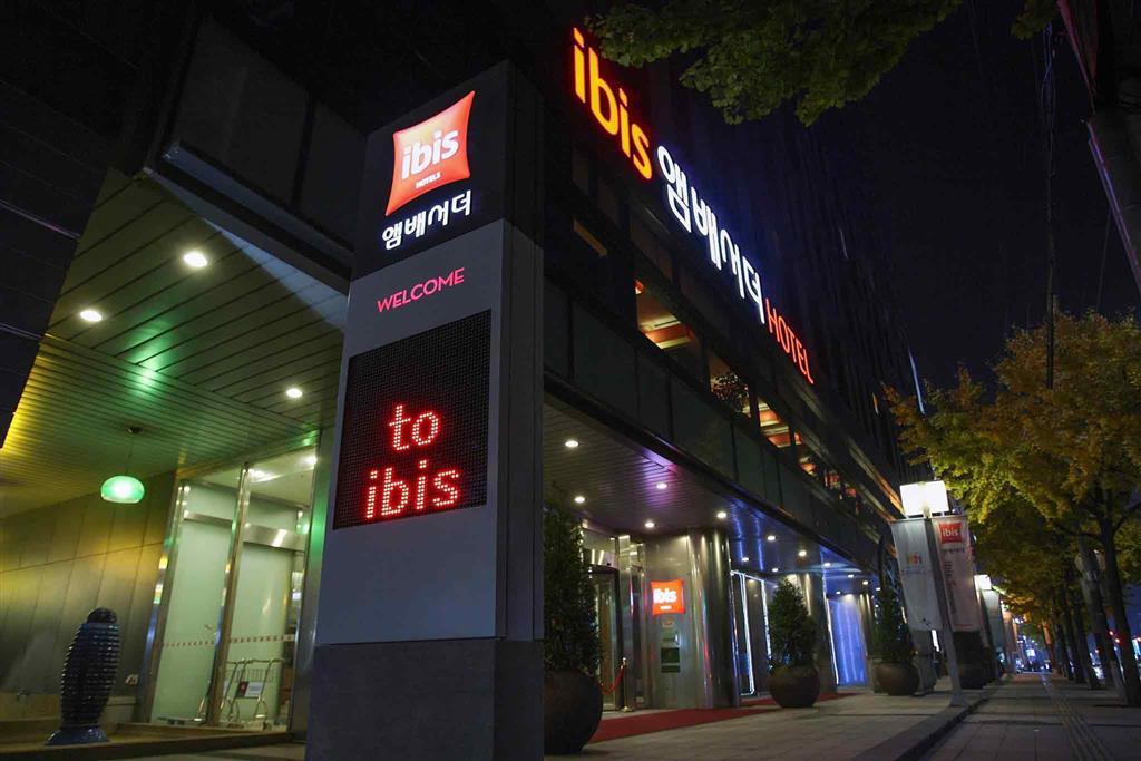 Hotel Ibis Ambassador Suwon Extérieur photo