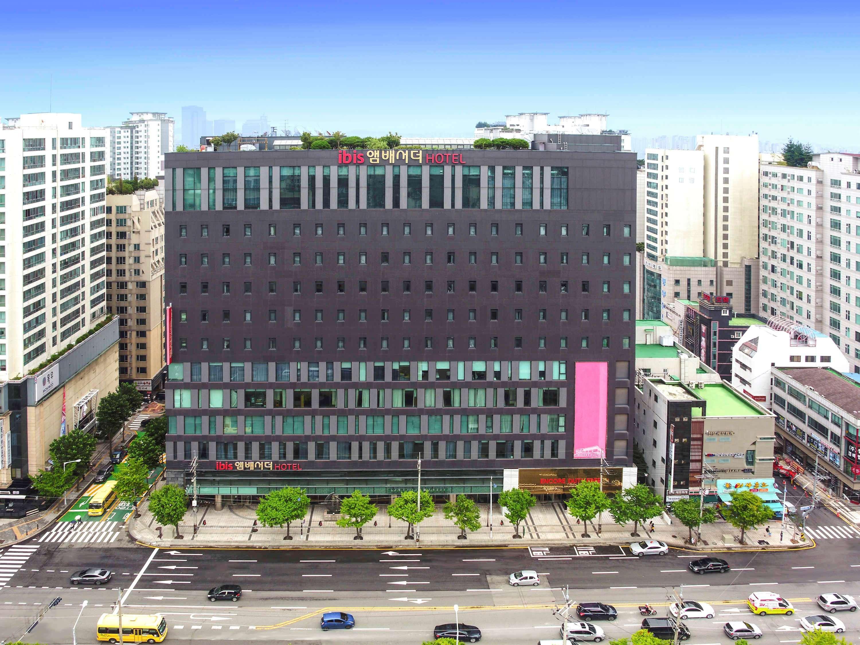 Hotel Ibis Ambassador Suwon Extérieur photo