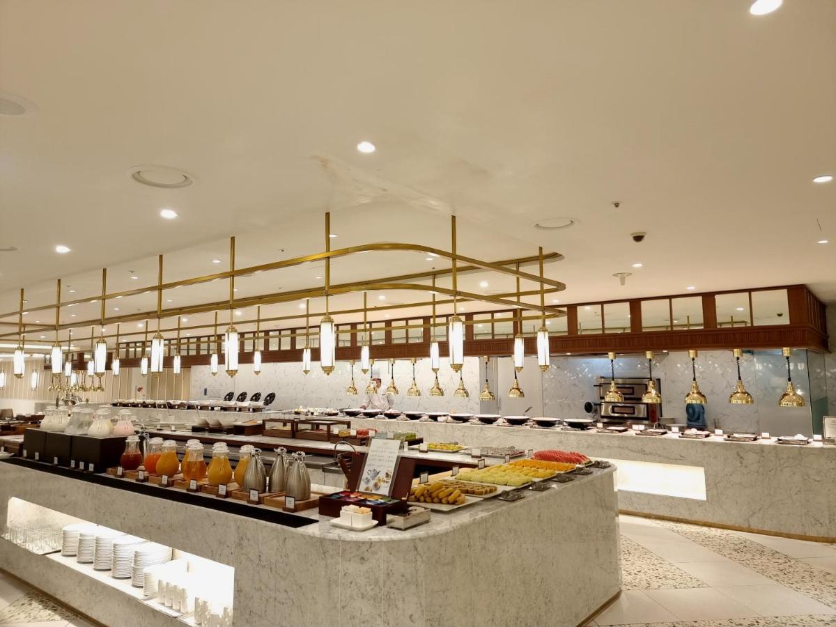 Hotel Ibis Ambassador Suwon Extérieur photo