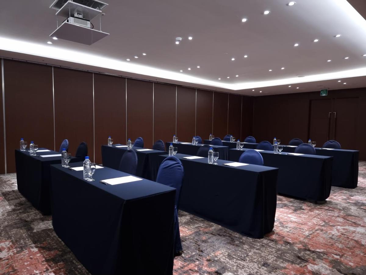 Hotel Ibis Ambassador Suwon Extérieur photo
